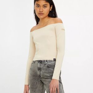• Levi’s | Graphic Lexie Long Sleeve Bardot Tee